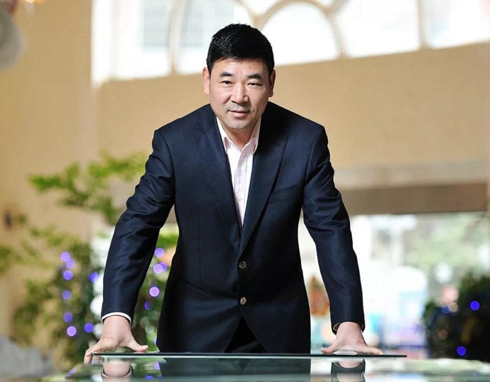 【脱贫攻坚·j9国际集团在行动】海岳尚可倾 口诺终不移 ——荆门j9国际集团集团、贵州天都房地产公司董事长胡晨风扶贫纪实